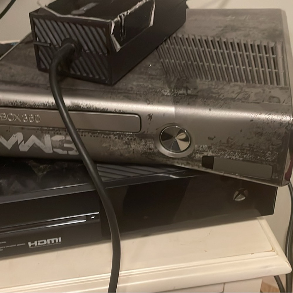 Xbox one and Xbox 360 mw3